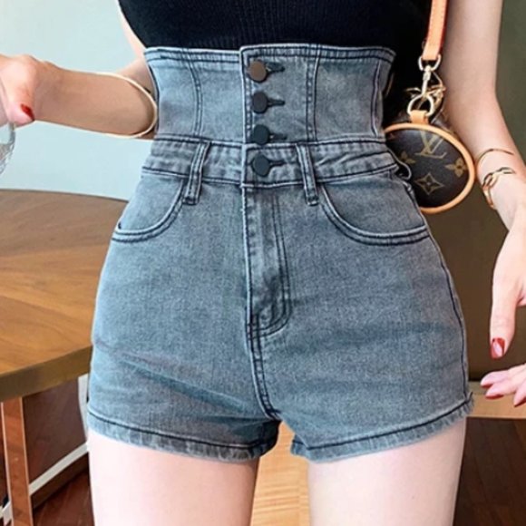 Pants - NWOT Gray wash high waist jean shorts